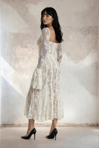 Vestido Midi Elegante de Encaje