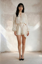 Vestido Mini Plisado con Lazo