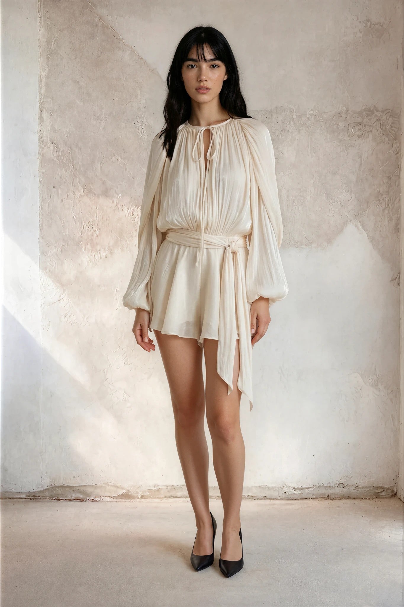 Vestido Mini Plisado con Lazo