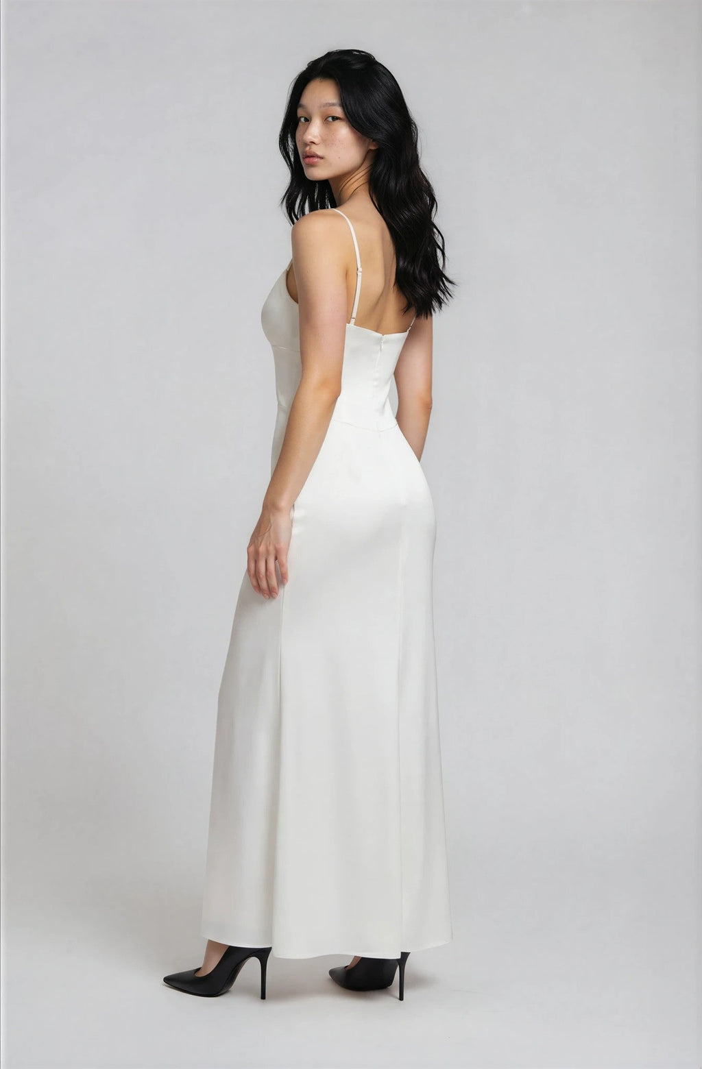 Vestido Maxi Escote Pico con Volante