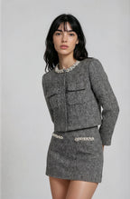Conjunto Tweed con Detalle Joyas