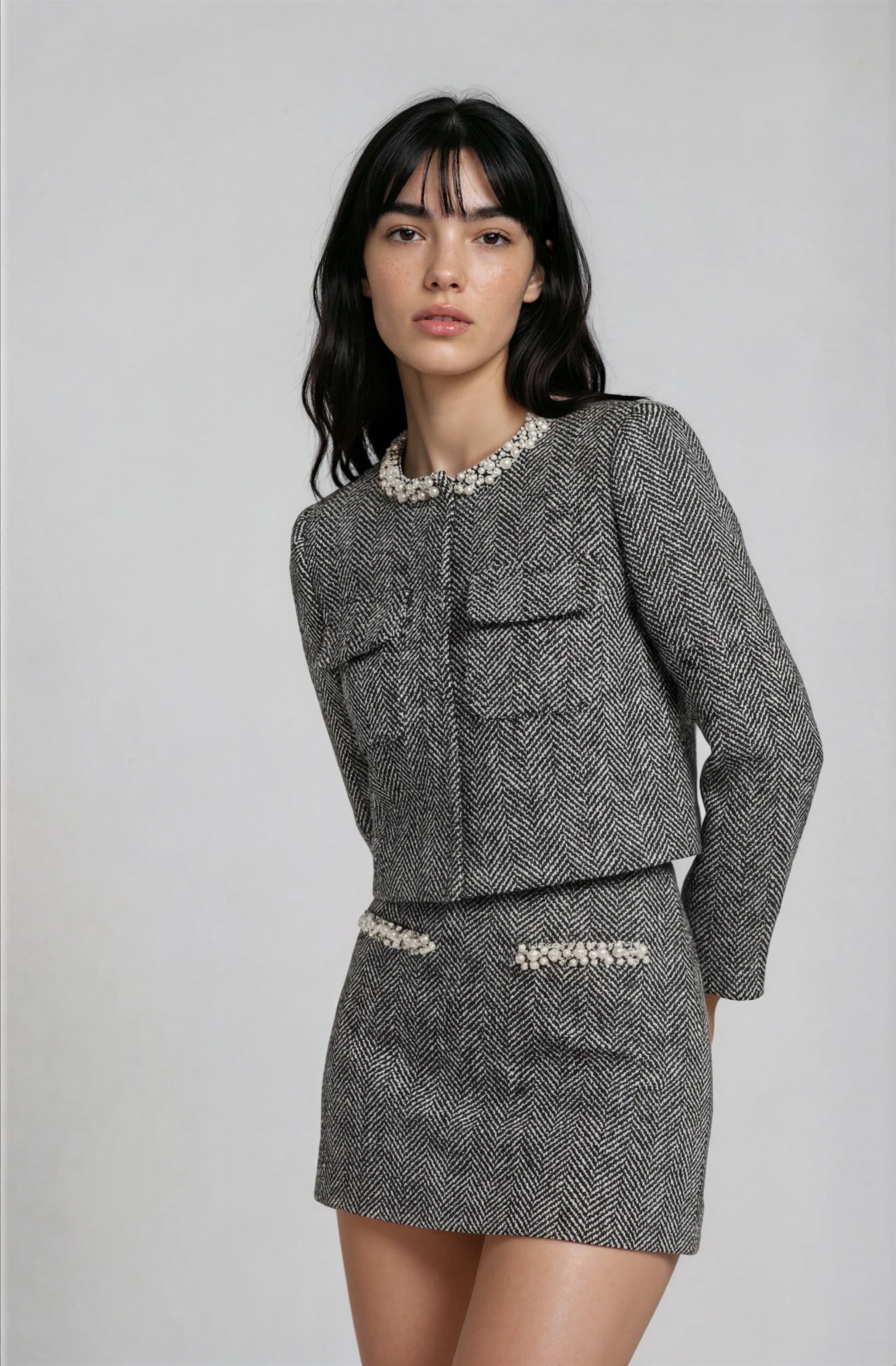 Conjunto Tweed con Detalle Joyas