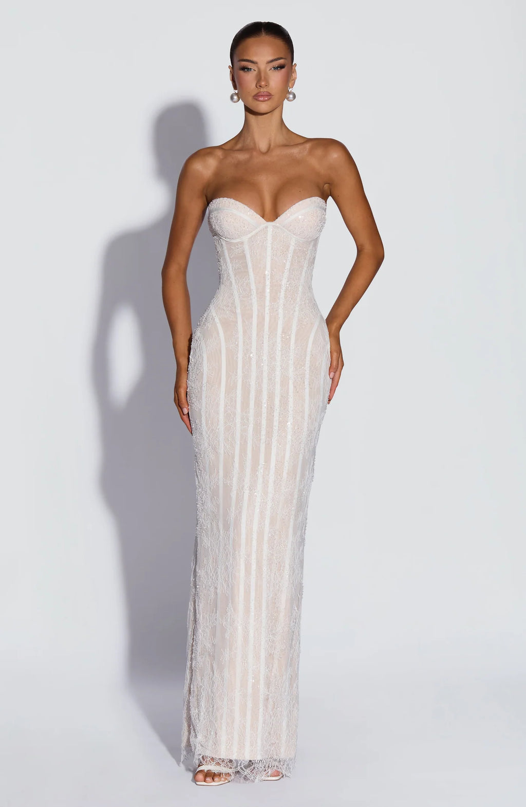 AITANA ELYSIA | Vestido Maxi Encaje Bordado
