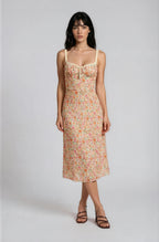 Vestido Midi Floral de Tirantes